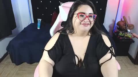 loriscohen3 online show from 27, 2, 2025