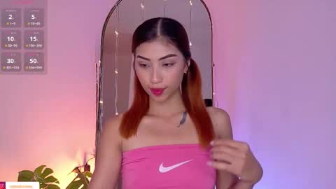 Snapshot of lorraine_28 chatting on 15, 12, 2025 Soy Lorena online show from 15, 12, 2025