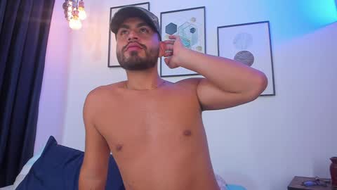 Snapshot of los_juanes chatting on 9, 1, 2025 JUAN JUAN online show from 9, 1, 2025