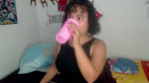 Snapshot of lou_cuteee chatting on 30, 12, 2024 lou_cuteee online show from 30, 12, 2024