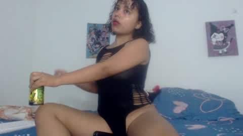 Snapshot of lou_cuteee chatting on 16, 1, 2025 lou_cuteee online show from 16, 1, 2025