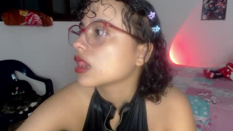 Snapshot of lou_cuteee chatting on 26, 1, 2025 lou_cuteee online show from 26, 1, 2025