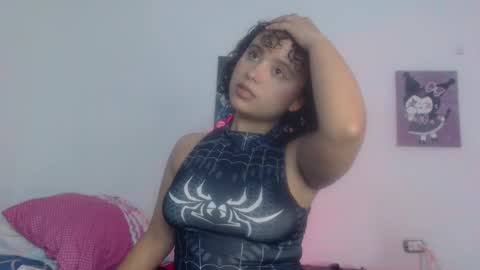 Snapshot of lou_cuteee chatting on 16, 2, 2025 lou_cuteee online show from 16, 2, 2025