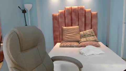  Lou Rosse  online show from 24, 3, 2026