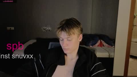 Snapshot of louie_evans chatting on 3, 10, 2025 louie_evans online show from 3, 10, 2025