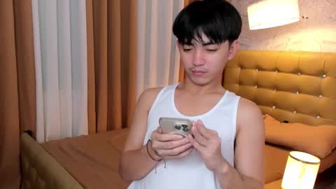 Snapshot of louieismy_name chatting on 22, 10, 2025 ignot ursh online show from 22, 10, 2025