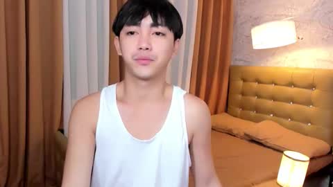 Snapshot of louieismy_name chatting on 27, 10, 2025 ignot ursh online show from 27, 10, 2025