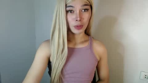 louilalicious online show from 28, 2, 2025