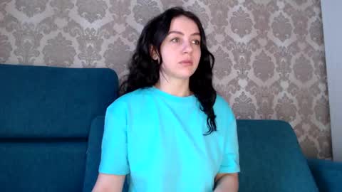 Louise online show from 1, 3, 2025