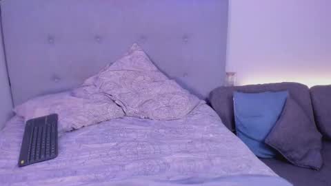 Lourrein Stoun   Independiente online show from 20, 3, 2026