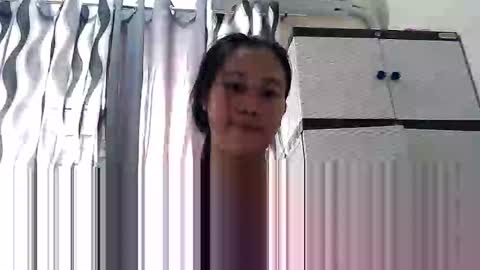 louxx1 online show from 4, 11, 2025