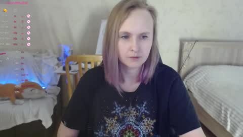 Snapshot of love_agatha chatting on 19, 10, 2025 Agatha online show from 19, 10, 2025