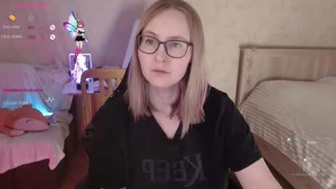 Snapshot of love_agatha chatting on 21, 11, 2025 Agatha online show from 21, 11, 2025