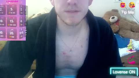 Snapshot of love_bert chatting on 18, 12, 2024 Love bert online show from 18, 12, 2024