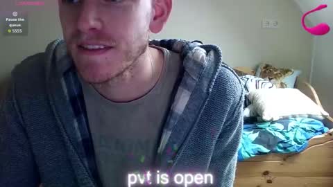 Snapshot of love_bert chatting on 23, 10, 2025 Love bert online show from 23, 10, 2025