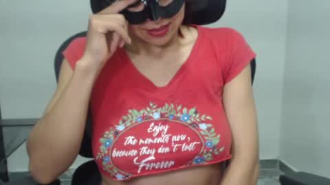 Nina online show from 22, 2, 2025