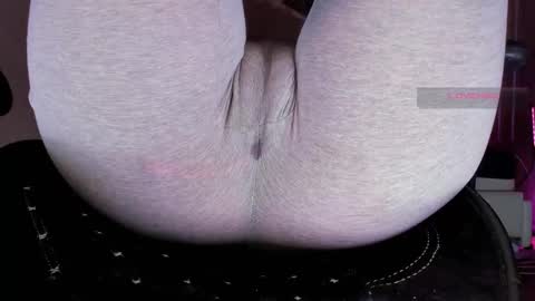 Snapshot of love_hard_kiru chatting on 14, 10, 2025 Kira online show from 14, 10, 2025