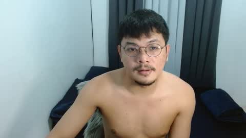 Snapshot of love_hottieh chatting on 4, 11, 2025 love_hottieh online show from 4, 11, 2025