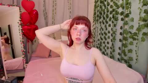 Snapshot of love_is_lola chatting on 3, 3, 2026 Lola online show from 3, 3, 2026