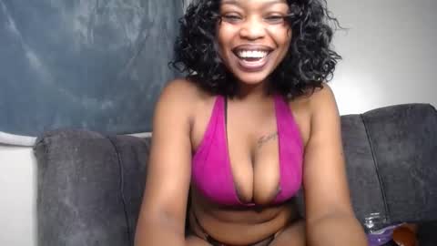 Niah online show from 5, 10, 2025