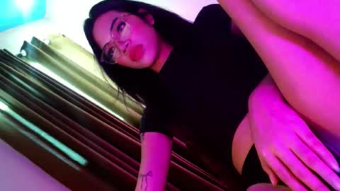 Seren online show from 4, 11, 2025