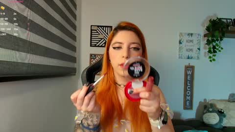 Sharol Leon online show from 22, 1, 2025