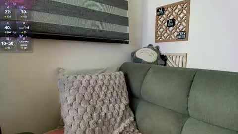 Sharol Leon online show from 21, 11, 2025