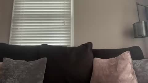 loved19 online show from 8, 11, 2025