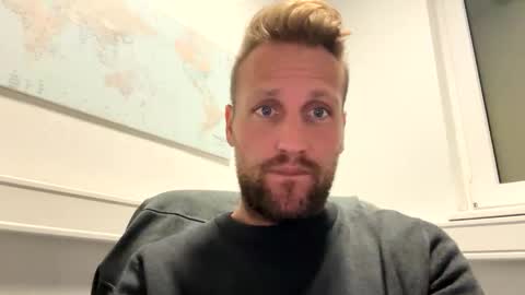 Snapshot of lovefuesse chatting on 10, 10, 2025 lovefuesse online show from 10, 10, 2025