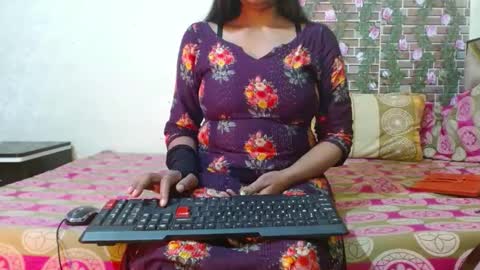 Snapshot of lovefunnitya chatting on 3, 1, 2025 Divya online show from 3, 1, 2025