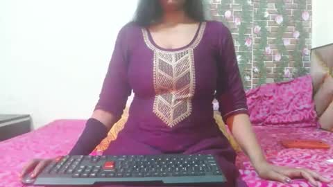 Snapshot of lovefunnitya chatting on 13, 2, 2025 Divya online show from 13, 2, 2025