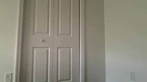 Snapshot of lovellly_ chatting on 17, 11, 2025 Love online show from 17, 11, 2025