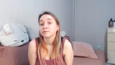 Snapshot of lovely_hayley chatting on 7, 2, 2026 Lovely Hayley online show from 7, 2, 2026