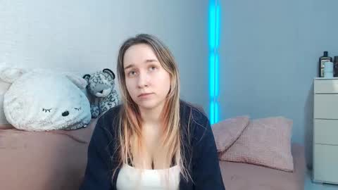 Snapshot of lovely_hayley chatting on 9, 2, 2026 Lovely Hayley online show from 9, 2, 2026