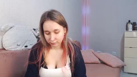 Snapshot of lovely_hayley chatting on 10, 2, 2026 Lovely Hayley online show from 10, 2, 2026