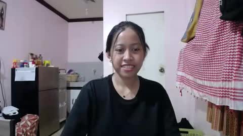 Snapshot of lovely_kera chatting on 22, 10, 2025 Lovely kera online show from 22, 10, 2025