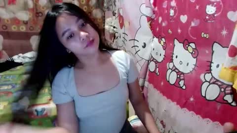 lovely_lynrose online show from 29, 9, 2025