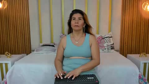 Marla Rico online show from 4, 3, 2025