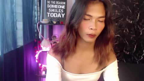 Snapshot of lovely_oliviax chatting on 9, 3, 2026 KATE online show from 9, 3, 2026