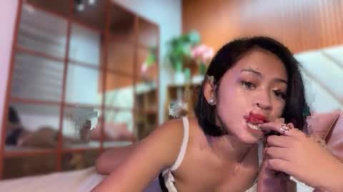 Snapshot of lovely_pearlx chatting on 8, 3, 2026 online show from 8, 3, 2026