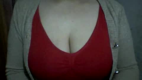 Snapshot of lovely_sweet_girl chatting on 1, 2, 2025 katrina follow me guys online show from 1, 2, 2025