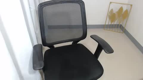 Snapshot of lovely_sweetiex chatting on 22, 11, 2025 call me Ann online show from 22, 11, 2025