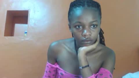 Lovely yvonne online show from 15, 11, 2025