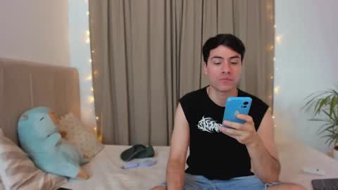 Snapshot of lovelyalison_ chatting on 24, 12, 2024 Alison and Kylian online show from 24, 12, 2024