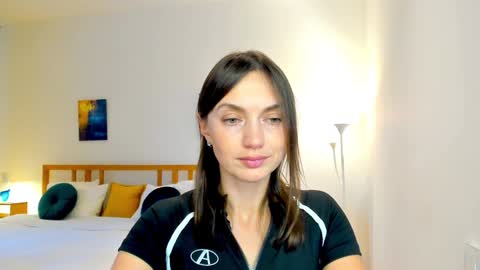Mia online show from 2, 12, 2024