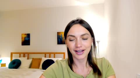Mia online show from 7, 12, 2024