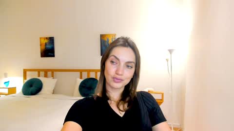 Mia online show from 11, 12, 2024