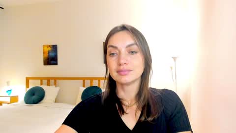 Mia online show from 11, 12, 2024
