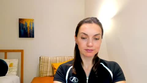 Mia online show from 20, 12, 2024