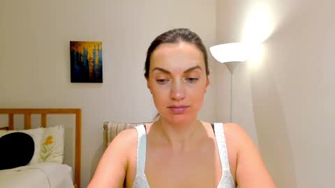 Mia online show from 21, 12, 2024